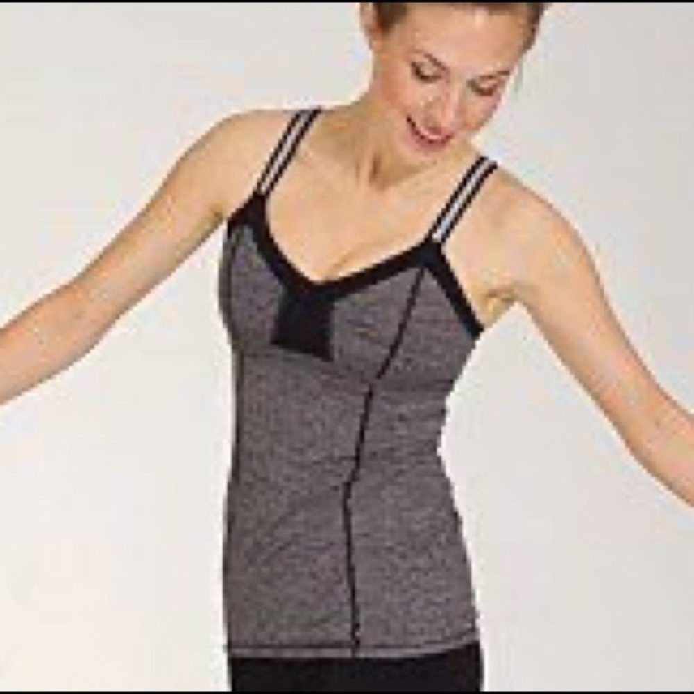 LULULEMON LIGHT UP TANK